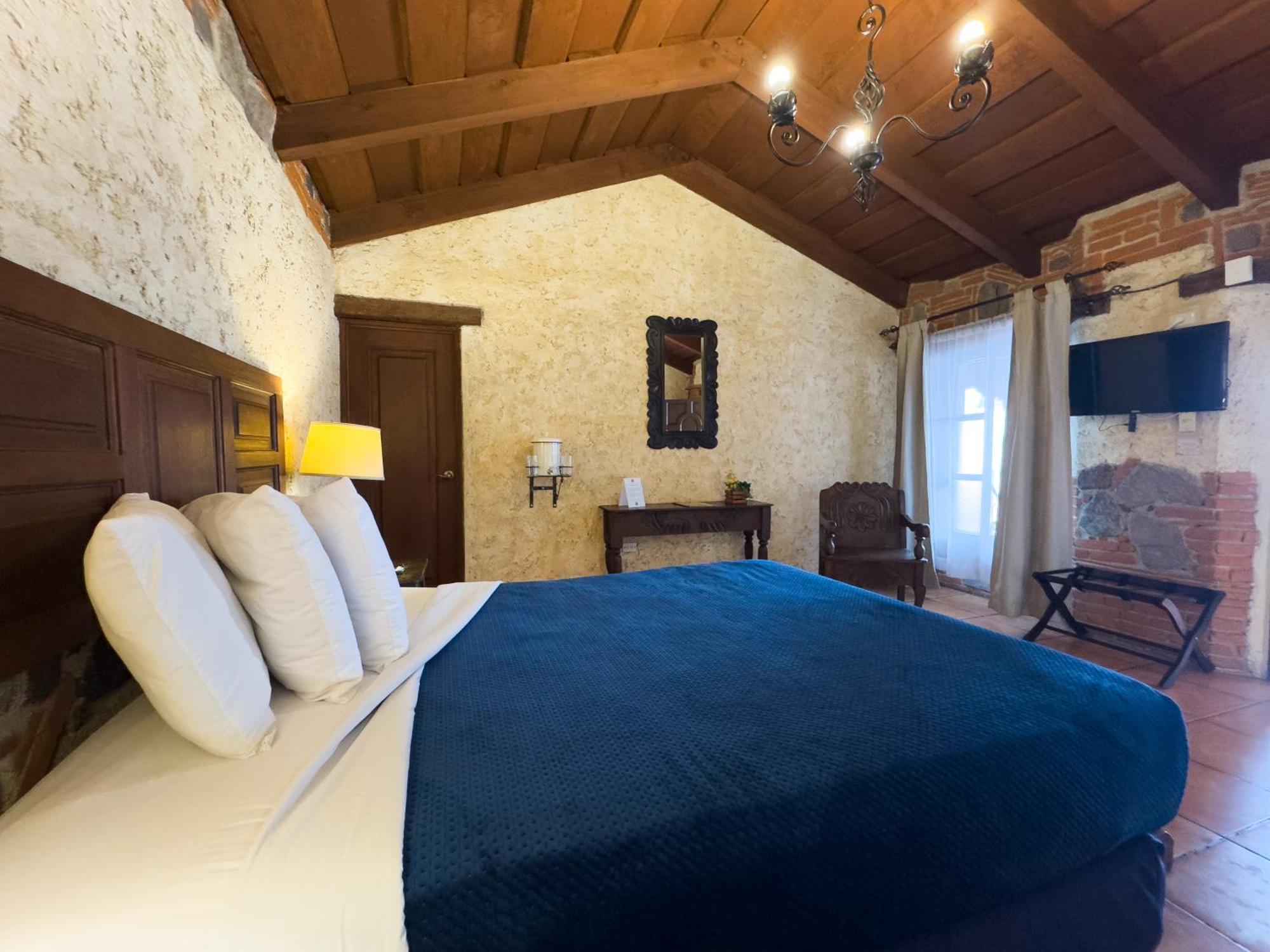 Naif Boutique Hotel Antigua Room photo